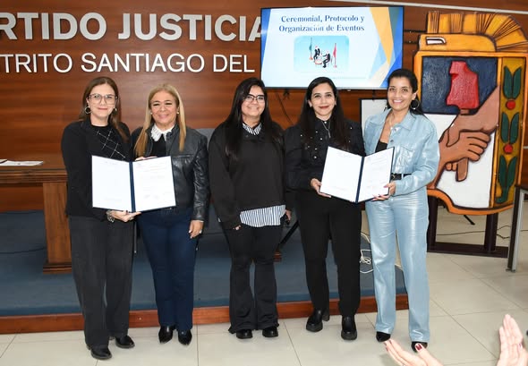 Dio comienzo el Curso de Ceremonial y Protocolo en la sede del Partido Justicialista de Santiago del Estero