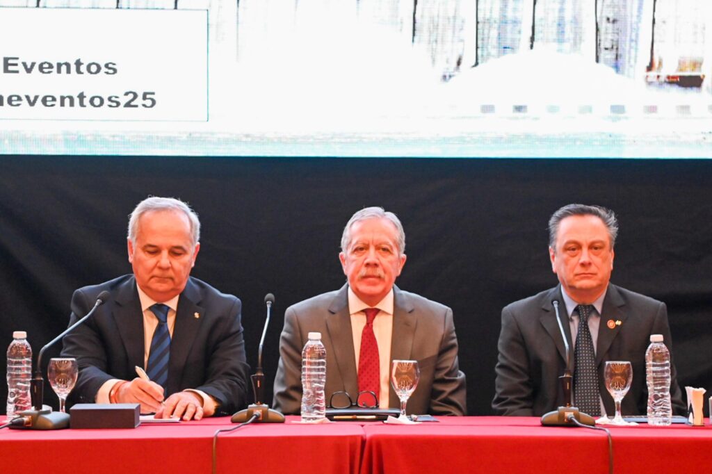 Suárez participó de la apertura de la Junta de Gobierno de la Federación Argentina de Consejos Profesionales de Ciencias Económicas