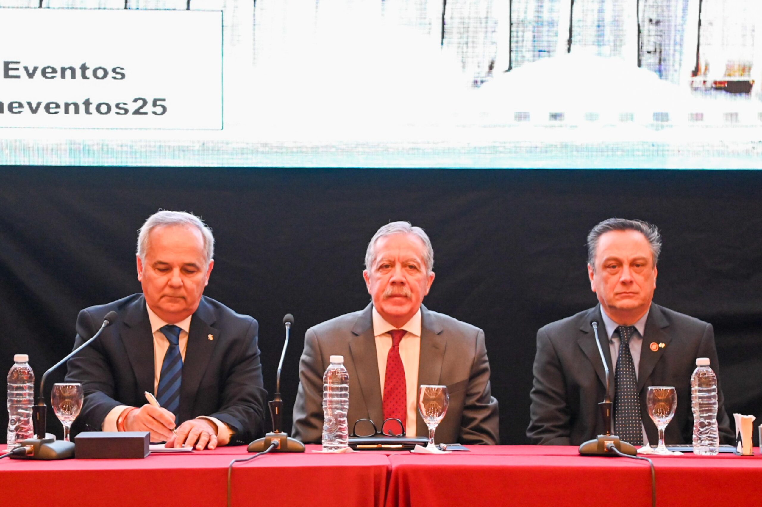 Suárez participó de la apertura de la Junta de Gobierno de la Federación Argentina de Consejos Profesionales de Ciencias Económicas