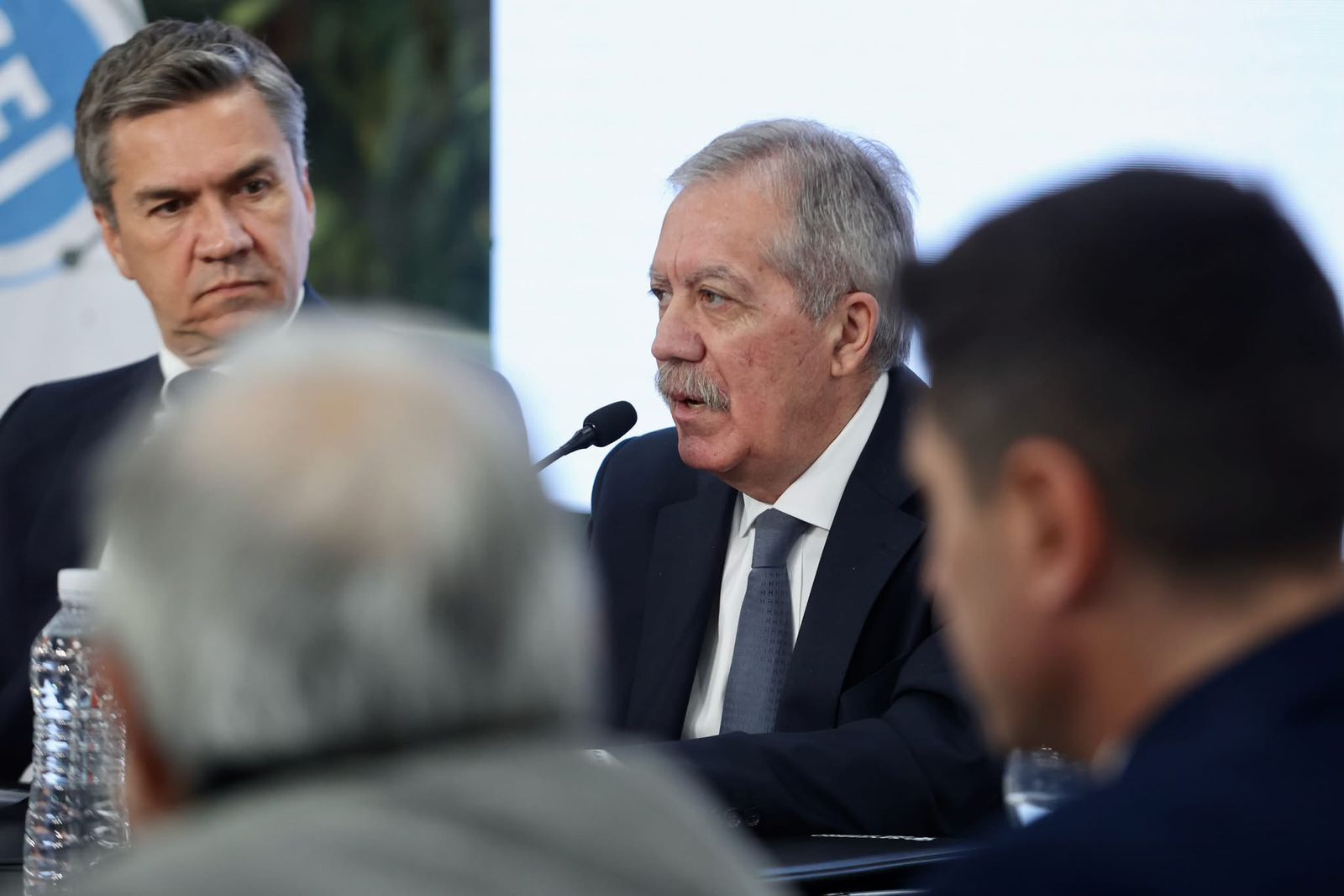 Elías Suárez firmó un acuerdo regional para fortalecer el manejo hídrico de los Bajos Submeridionales