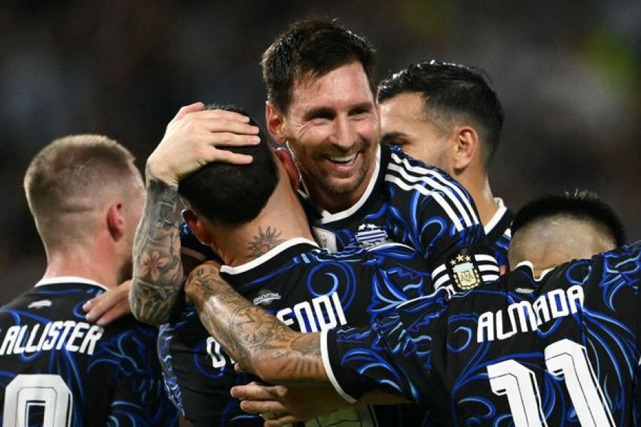 La FIFA definió la indumentaria de la Selección Argentina para los partidos de la fase de grupos del Mundial 2026