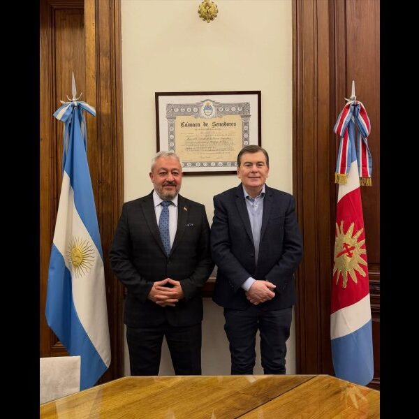 El senador nacional Gerardo Zamora mantuvo una reunión con el presidente de la Cámara de Comercio Argentino-Turca para potenciar las exportaciones de Santiago del Estero
