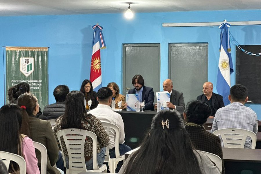 Se firmó un convenio para dictar la carrera de Enfermería en Monte Quemado a través de la primera extensión áulica de la Cruz Roja