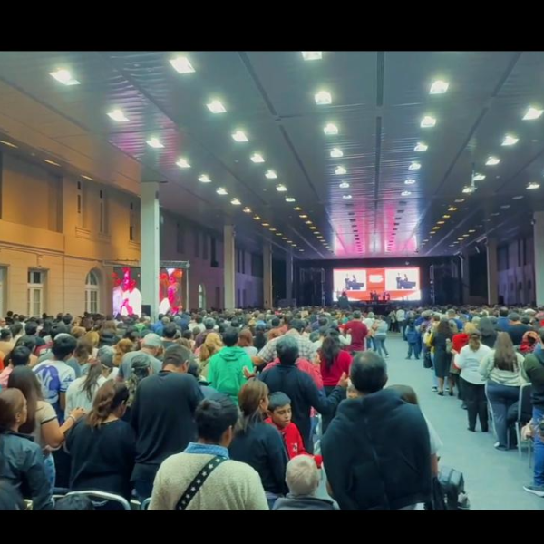 Multitudinario encuentro religioso y de reflexión familiar en las instalaciones del Fórum