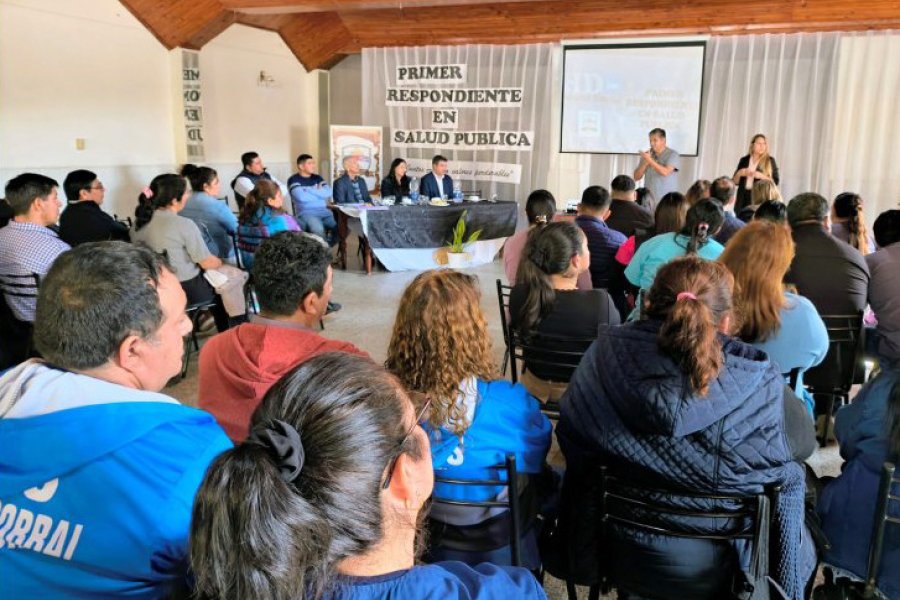 Lanzamiento de un programa de formación en primeros auxilios comunitarios en el departamento Juan Felipe Ibarra Lanzamiento de un programa de formación en primeros auxilios comunitarios en el departamento Juan Felipe Ibarra