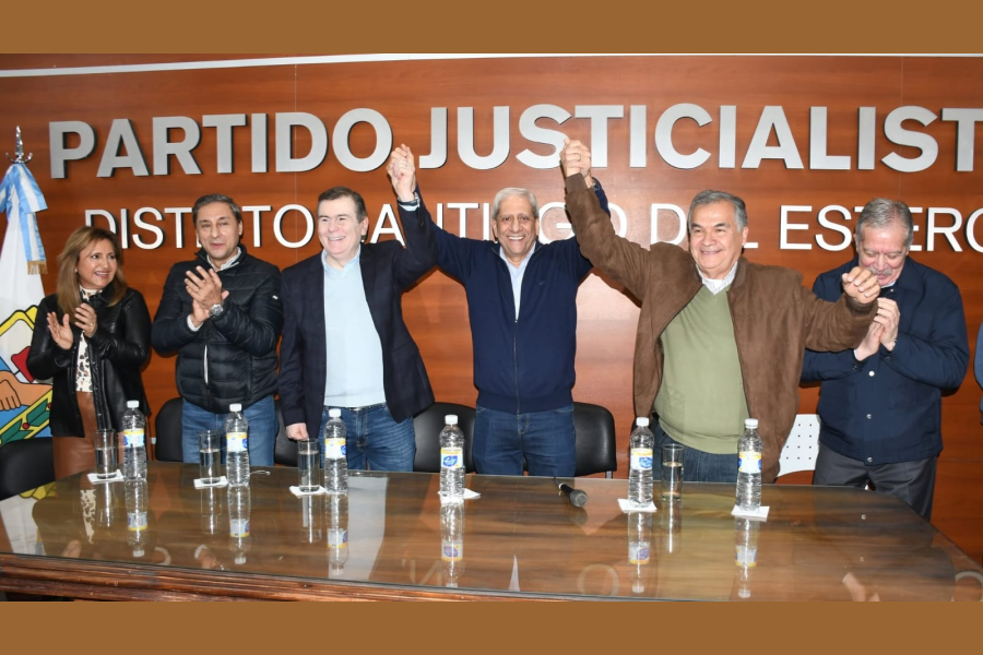 Encuentro dirigencial en la sede del Partido Justicialista de Santiago del Estero en respaldo a la candidatura de Mario Benavente Encuentro dirigencial en la sede del Partido Justicialista de Santiago del Estero en respaldo a la candidatura de Mario Benavente