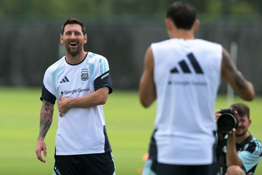 El seleccionado argentino inicia su participación en la Copa del Mundo 2026 frente a su par de Argelia en los Estados Unidos El seleccionado argentino inicia su participación en la Copa del Mundo 2026 frente a su par de Argelia en los Estados Unidos