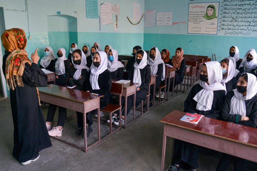 El régimen talibán ratificó la prohibición permanente del acceso de las mujeres al sistema educativo en Afganistán El régimen talibán ratificó la prohibición permanente del acceso de las mujeres al sistema educativo en Afganistán