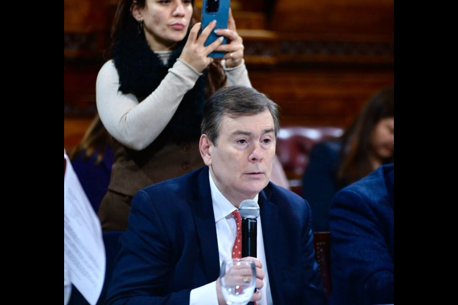 Gestión parlamentaria: Avanza en el Senado de la Nación el proyecto de ley para la transferencia definitiva del edificio de la Facultad de Humanidades de la UNSE Gestión parlamentaria: Avanza en el Senado de la Nación el proyecto de ley para la transferencia definitiva del edificio de la Facultad de Humanidades de la UNSE
