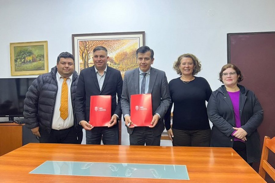 Articulación institucional: La UNSE y la Comisión Municipal de Remes firmaron un convenio marco para el desarrollo comunitario Articulación institucional: La UNSE y la Comisión Municipal de Remes firmaron un convenio marco para el desarrollo comunitario
