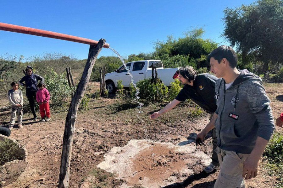 La Municipalidad de Monte Quemado instaló nuevo equipamiento técnico en la perforación comunitaria del paraje Puesto del Medio La Municipalidad de Monte Quemado instaló nuevo equipamiento técnico en la perforación comunitaria del paraje Puesto del Medio