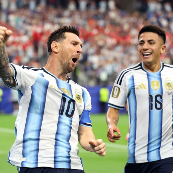 La Selección Argentina aseguró su boleto a las llaves de eliminación directa tras consolidar una sólida victoria apoyada en la jerarquía de su capitán