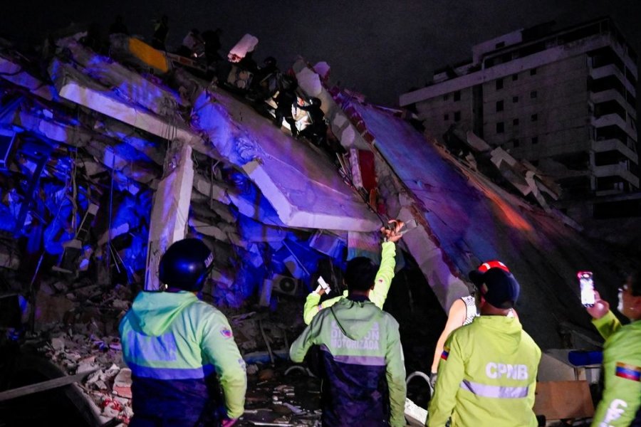 Terremoto en Venezuela se lleva mas de treinta víctimas fatales mientras continúan los operativos de rescate tras los sismos