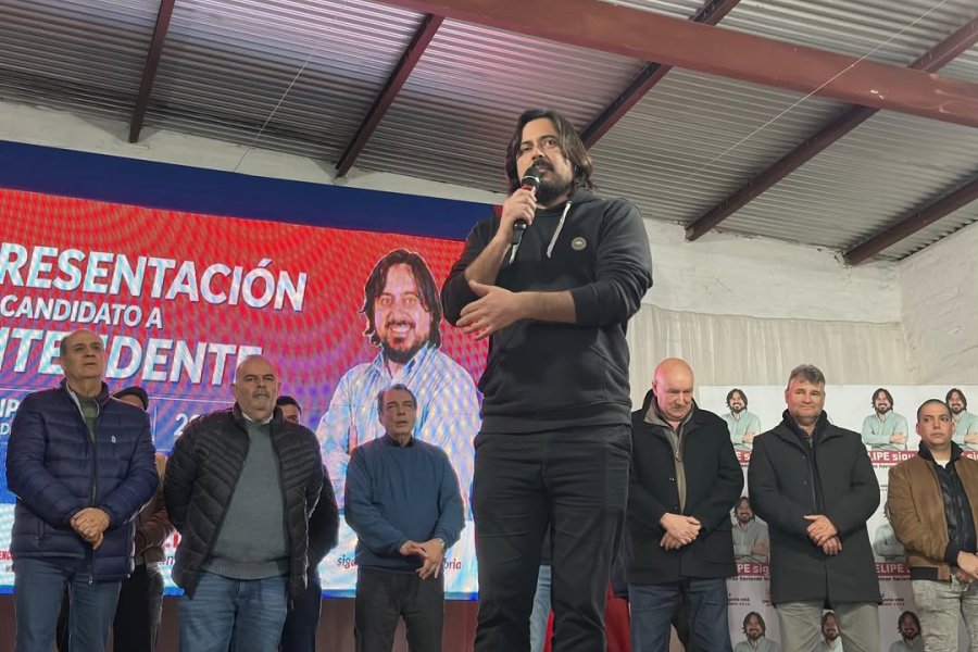 El candidato a la intendencia de Monte Quemado por el Frente Cívico presentó su plataforma de gobierno en un encuentro vecinal masivo El candidato a la intendencia de Monte Quemado por el Frente Cívico presentó su plataforma de gobierno en un encuentro vecinal masivo