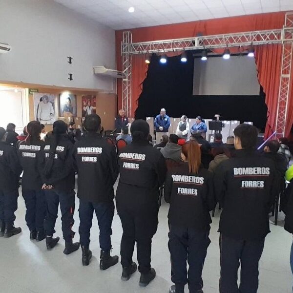 La Federación de Bomberos Voluntarios renovó su estatuto e impulsará la construcción de un Centro de Entrenamiento Provincial con soporte de la intendencia local