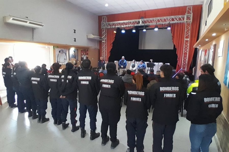 La Federación de Bomberos Voluntarios renovó su estatuto e impulsará la construcción de un Centro de Entrenamiento Provincial con soporte de la intendencia local