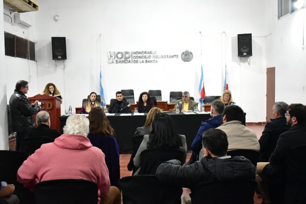 El Tribunal Electoral Municipal de La Banda abrió la convocatoria para incorporar residentes extranjeros al registro votante de los próximos comicios locales