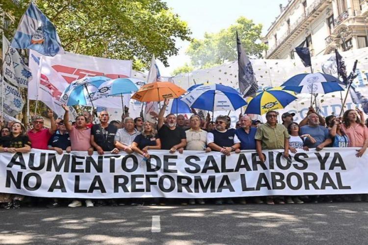 La CIDH citó al Gobierno argentino a una audiencia por la reforma laboral tras la denuncia de los gremios La CIDH citó al Gobierno argentino a una audiencia por la reforma laboral tras la denuncia de los gremios