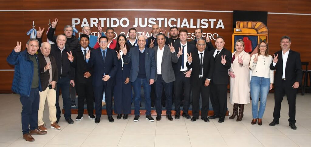 Candidatos del Partido Justicialista mantuvieron una reunión de trabajo con José Emilio Neder de cara a los comicios municipales Candidatos del Partido Justicialista mantuvieron una reunión de trabajo con José Emilio Neder de cara a los comicios municipales