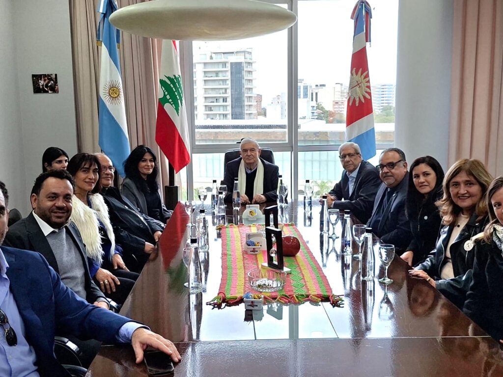 La embajadora del Líbano en Argentina Sonia Abou-Azar visitó la Legislatura provincial La embajadora del Líbano en Argentina Sonia Abou-Azar visitó la Legislatura provincial