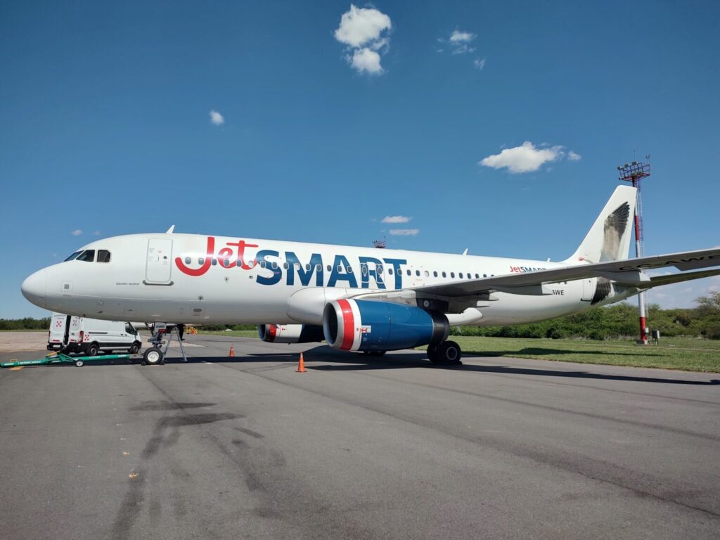 JetSMART amplía la conectividad nacional con vuelos directos a Santiago del Estero JetSMART amplía la conectividad nacional con vuelos directos a Santiago del Estero