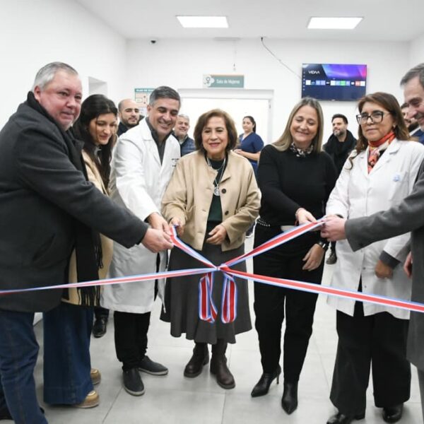 El Hospital Dr. Gumersindo Sayago inauguró una nueva sala de internación para mujeres y renovó los servicios de Hemodiálisis y Fibrobroncoscopía
