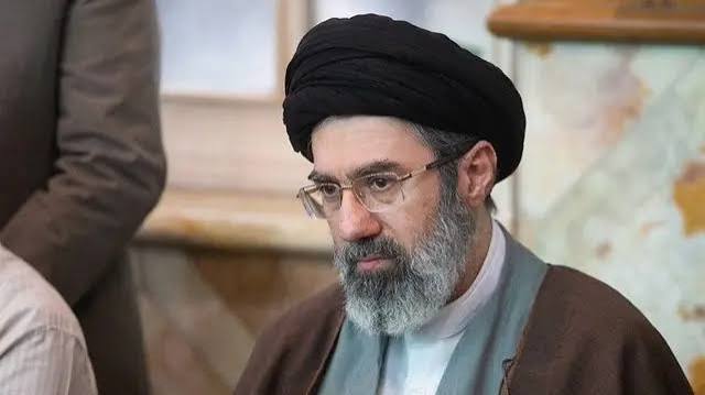 El líder supremo de Irán ratificó que habrá represalias contra los responsables de la muerte del ayatolá Alí Jamenei, mientras Washington mantiene activos sus planes de disuasión militar generalizada El líder supremo de Irán ratificó que habrá represalias contra los responsables de la muerte del ayatolá Alí Jamenei, mientras Washington mantiene activos sus planes de disuasión militar generalizada