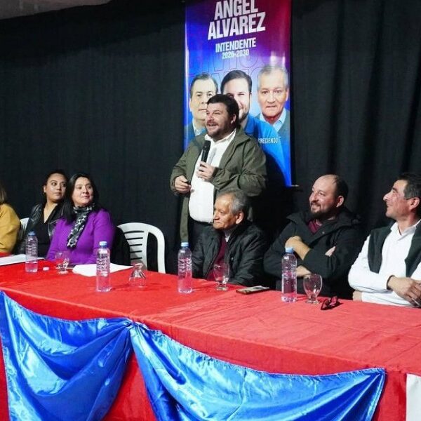 El Frente Cívico oficializó en Pinto la lista legislativa liderada por el actual intendente Jorge Leguizamón
