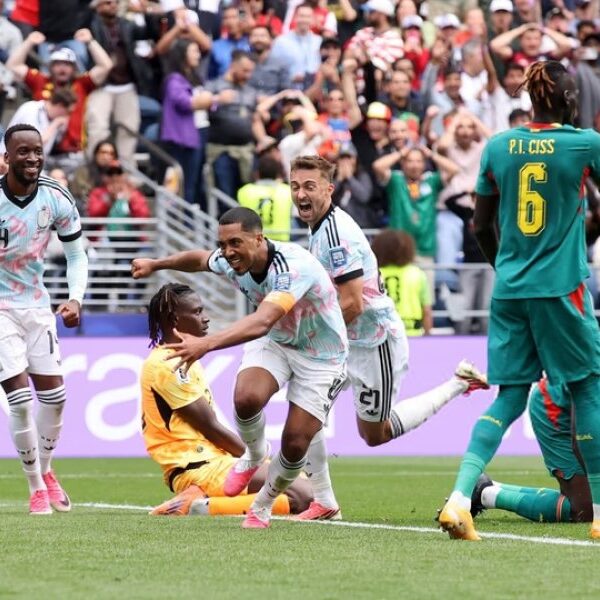 El seleccionado europeo remontó una desventaja de dos goles en el tramo final y selló la victoria en el epílogo de la prórroga