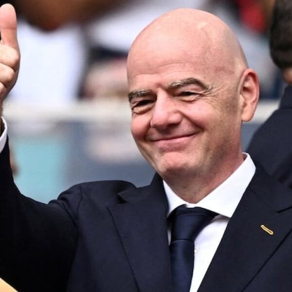 Gianni Infantino admitió que la FIFA analizará la propuesta de la Conmebol para ampliar la Copa del Mundo 2030 a 64 participantes