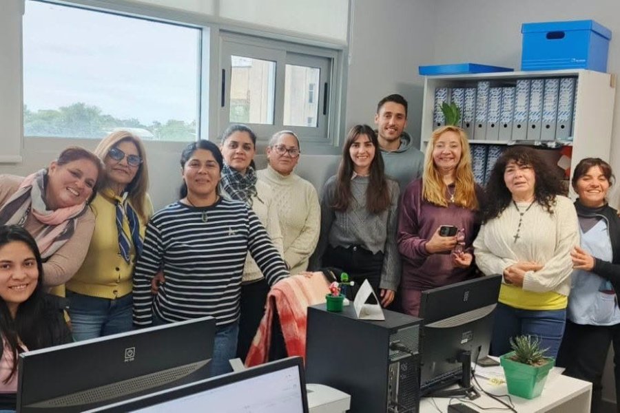 El Centro Provincial de Salud Infantil impulsa la descentralización y la unificación de criterios en la Red de Salud Pediátrica mediante un ciclo de capacitación para agentes del interior El Centro Provincial de Salud Infantil impulsa la descentralización y la unificación de criterios en la Red de Salud Pediátrica mediante un ciclo de capacitación para agentes del interior