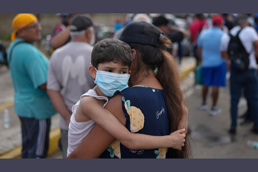 Organizaciones humanitarias priorizan la contención psicológica de cientos de niños huérfanos por el sismo en Venezuela