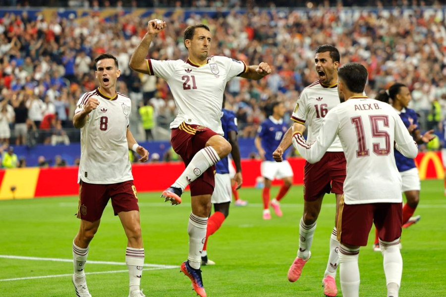 Con un contundente triunfo sobre Francia en Dallas, la selección de España avanzó a la gran final del Mundial y aguarda por Argentina o Inglaterra