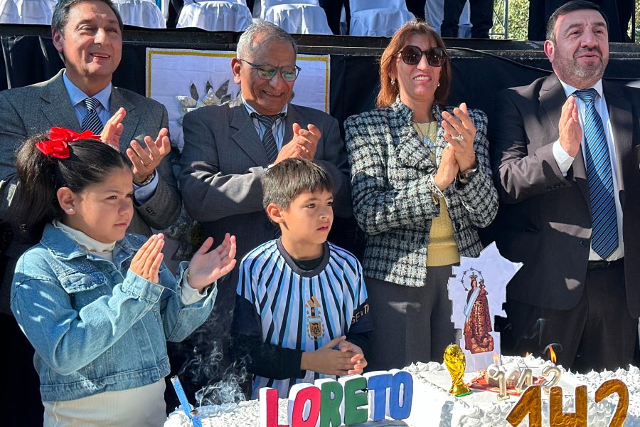 Durante el aniversario de Loreto el vicegobernador Silva Neder instó a consolidar consensos políticos para sostener el crecimiento de los pueblos Durante el aniversario de Loreto el vicegobernador Silva Neder instó a consolidar consensos políticos para sostener el crecimiento de los pueblos