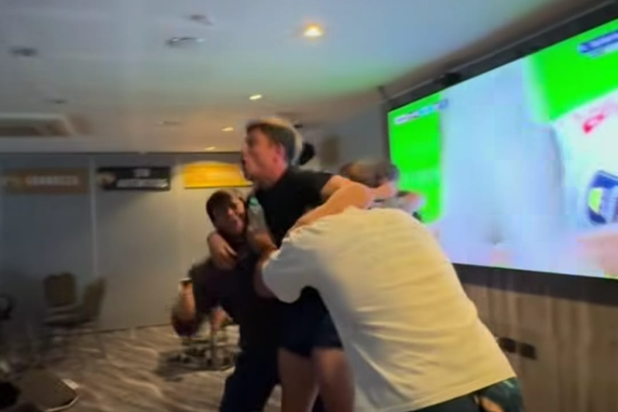 Los Pumas celebraron en su hotel de concentración en Santiago del Estero el histórico triunfo de la Scaloneta ante Inglaterra Los Pumas celebraron en su hotel de concentración en Santiago del Estero el histórico triunfo de la Scaloneta ante Inglaterra