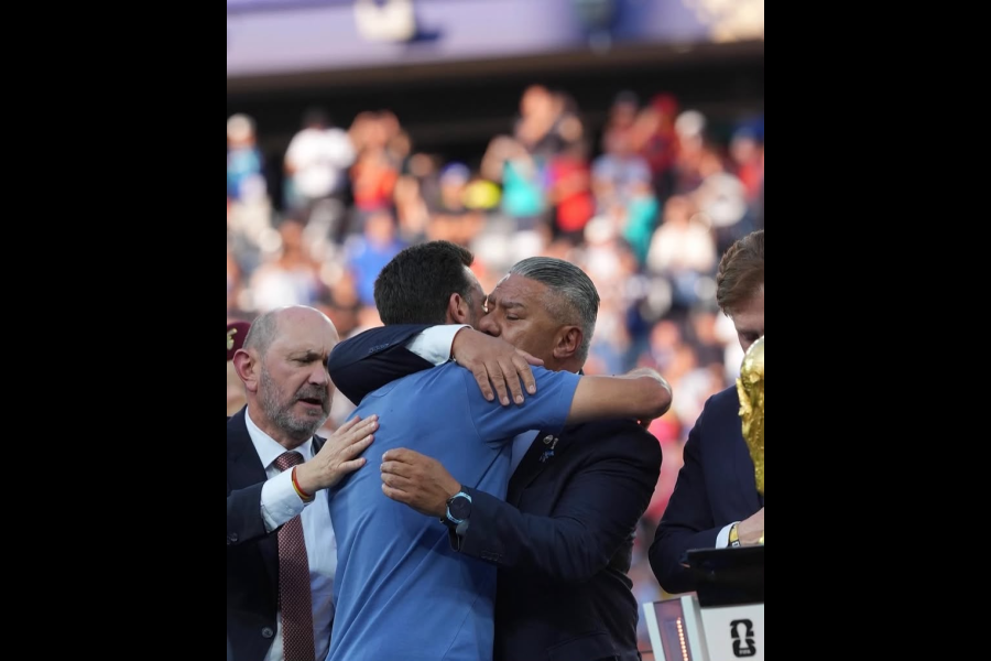 Claudio Tapia respaldó públicamente a Lionel Scaloni tras las dudas del DT sobre su continuidad Claudio Tapia respaldó públicamente a Lionel Scaloni tras las dudas del DT sobre su continuidad