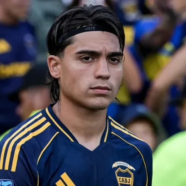 Napoli acelera por Exequiel Zeballos y Boca negocia la salida del delantero santiagueño