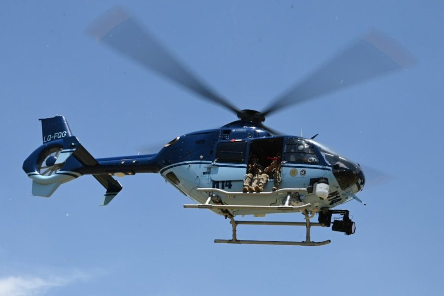 Un helicóptero se estrelló en San Juan y murieron siete personas durante un operativo contra incendios forestales Un helicóptero se estrelló en San Juan y murieron siete personas durante un operativo contra incendios forestales