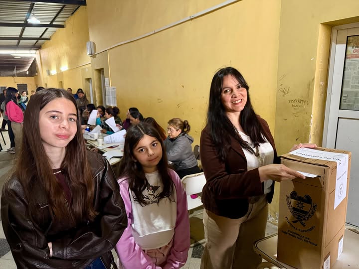 Valeria Suárez emitió su voto en La Banda y destacó la importancia de mirar hacia el futuro