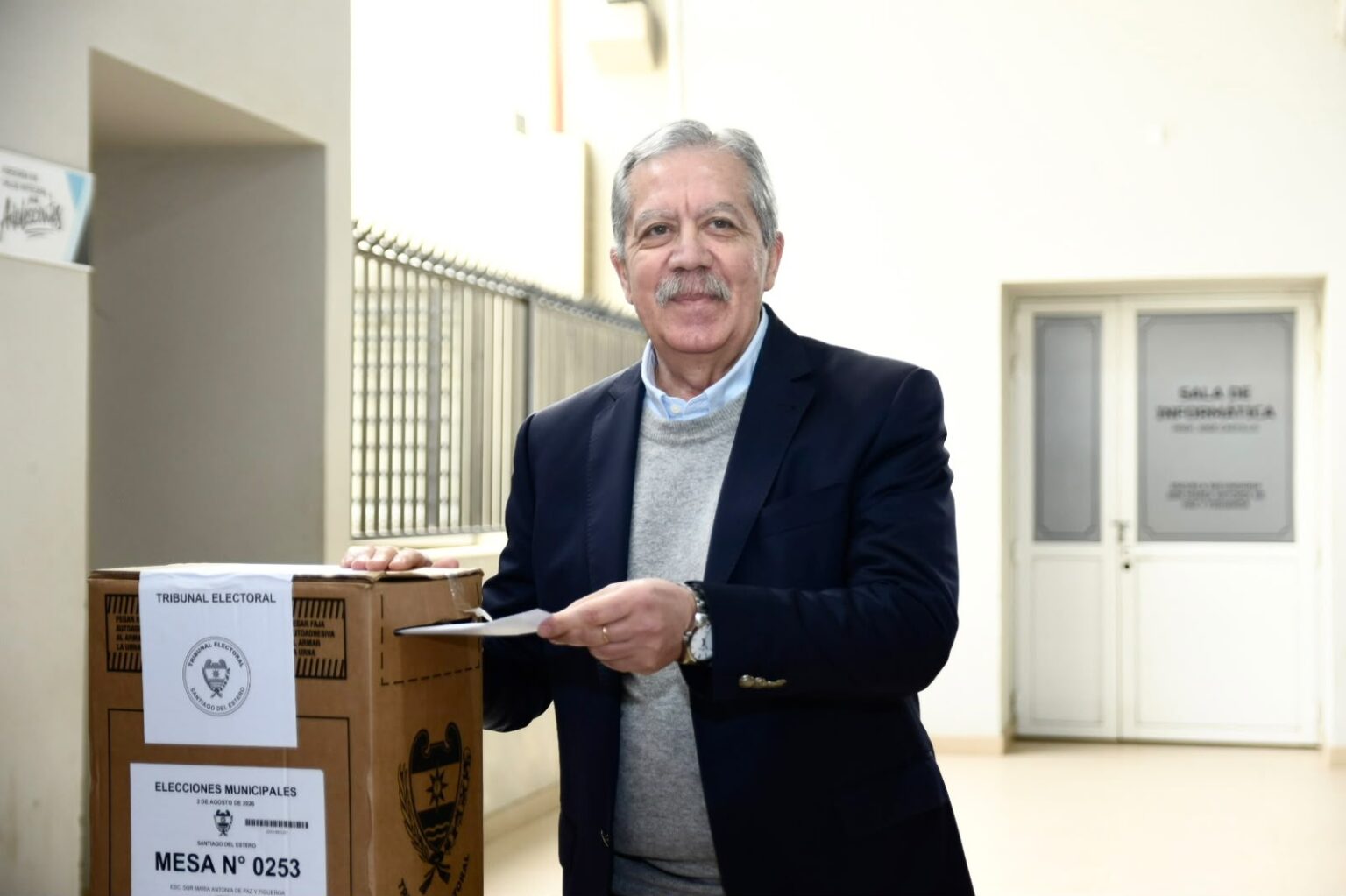 Elecciones municipales 2026: Elías Suárez destacó la importancia de los comicios antes de emitir su voto