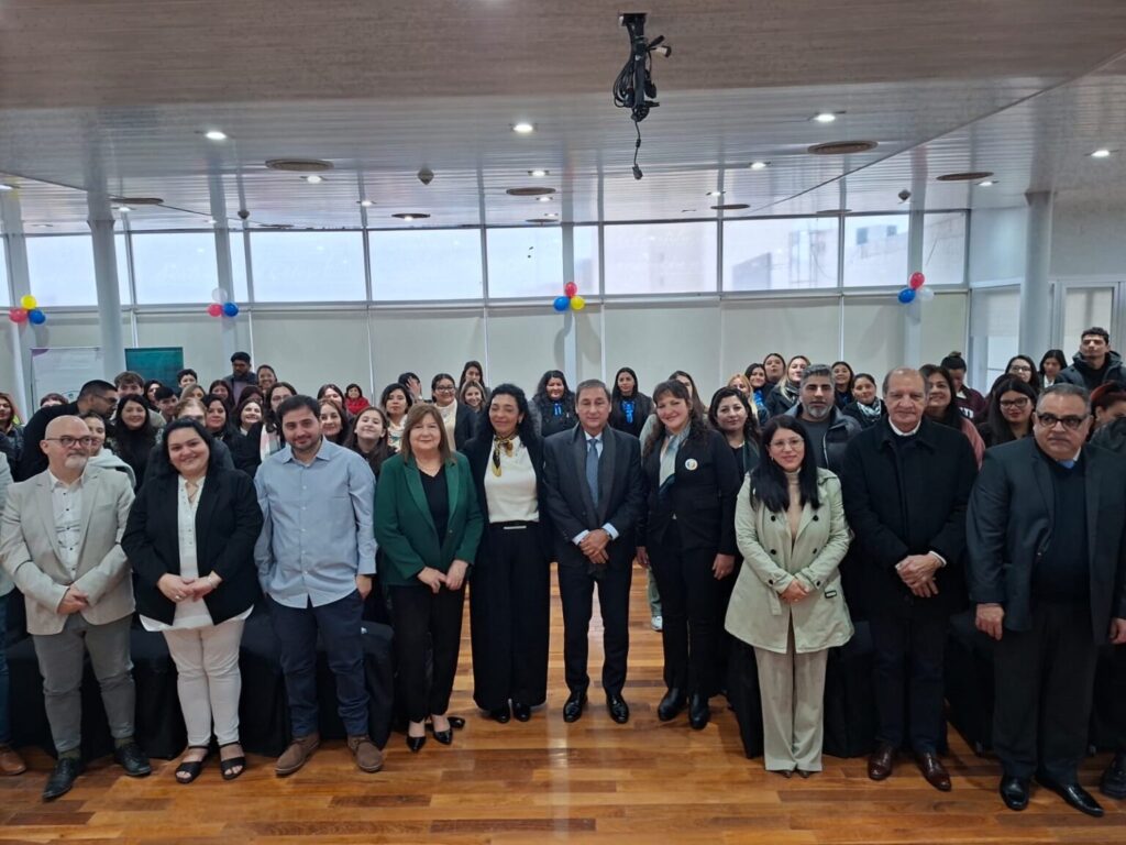 Silva Neder encabezó la apertura de encuentros provinciales de acompañamiento terapéutico en la Legislatura