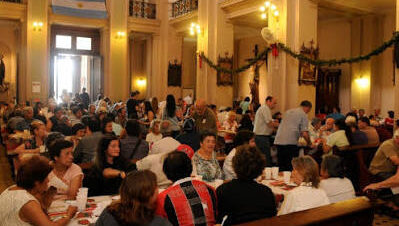 Un informe reveló que más del 35% de los argentinos acude a instituciones religiosas para recibir alimentos y asistencia social