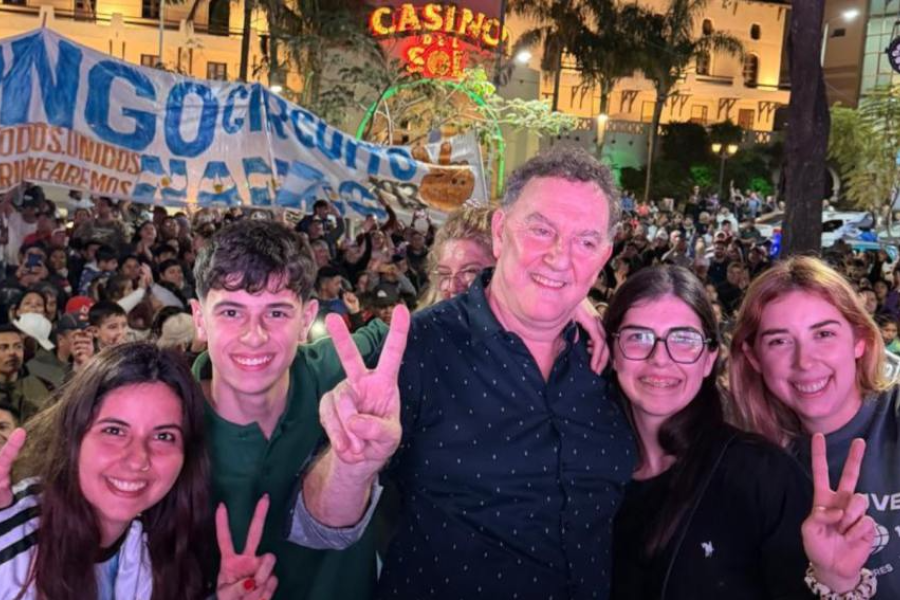 Domingo Gatella fue electo intendente de Las Termas de Río Hondo y el peronismo vuelve al municipio tras 20 años Domingo Gatella fue electo intendente de Las Termas de Río Hondo y el peronismo vuelve al municipio tras 20 años