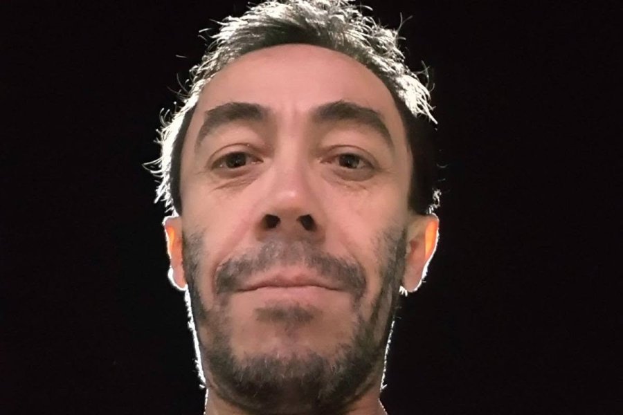 La cultura santiagueña de luto por el fallecimiento del docente y teatrista Adrián Ruiz La cultura santiagueña de luto por el fallecimiento del docente y teatrista Adrián Ruiz