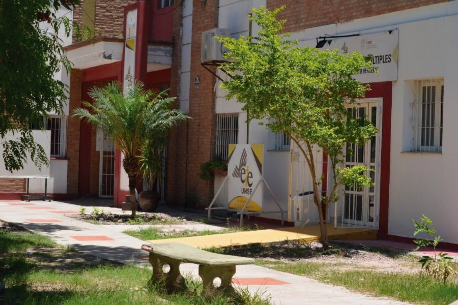 La EIE-UNSE reanudó sus actividades con ofertas académicas de formación docente y profesional La EIE-UNSE reanudó sus actividades con ofertas académicas de formación docente y profesional