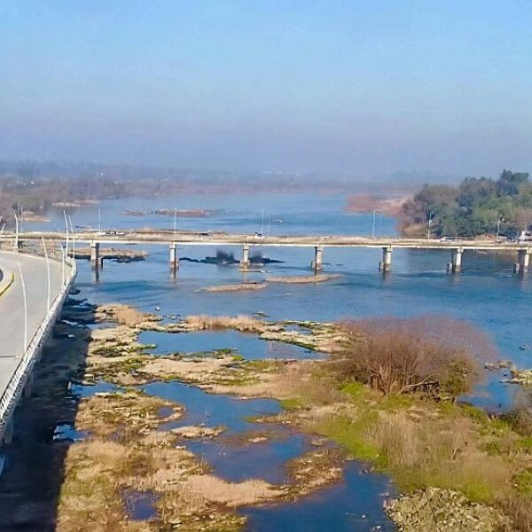 Lanzan una campaña de firmas para restituir la doble mano en el puente sobre el río Dulce en Las Termas
