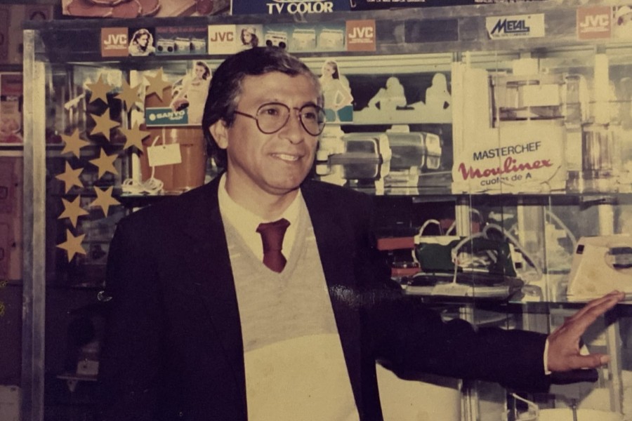 Presentarán la autobiografía póstuma de Eduardo “Chaca” Carabajal durante los festejos por la Abuela Carabajal Presentarán la autobiografía póstuma de Eduardo “Chaca” Carabajal durante los festejos por la Abuela Carabajal