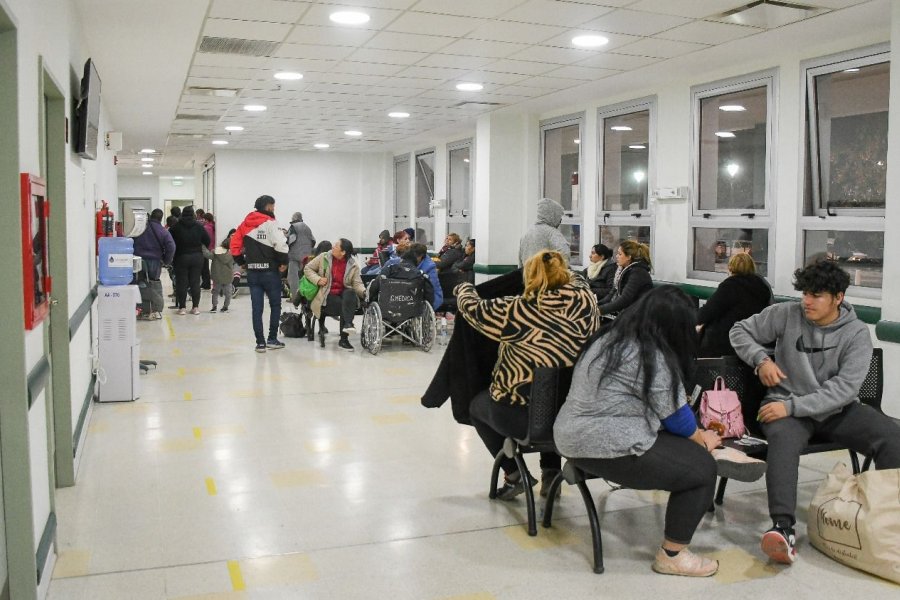 San Juan mantendrá la gratuidad de la atención médica para extranjeros no residentes