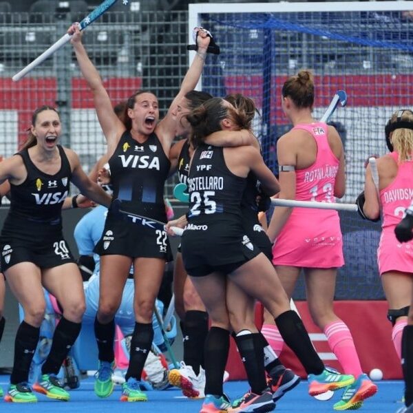 Las Leonas vencieron 3-2 a Alemania y quedaron al borde de la clasificación en el Mundial de Hockey 2026