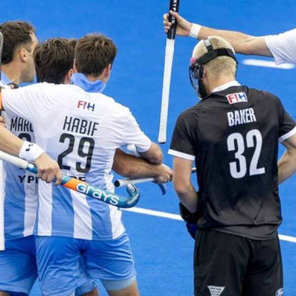 Los Leones golearon a Nueva Zelanda y avanzaron a la segunda fase del Mundial de Hockey
